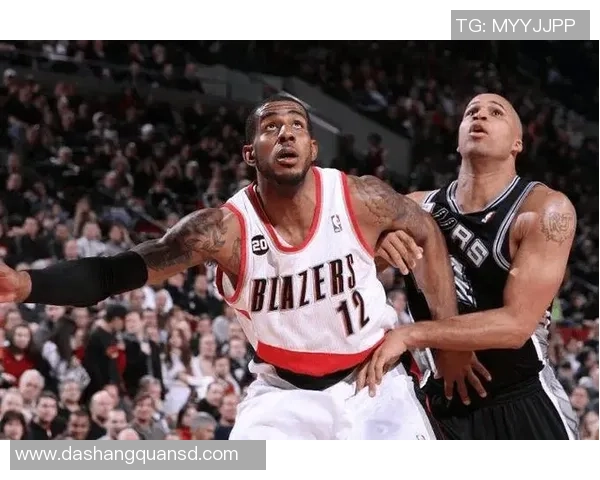 2015年马刺与开拓者激战回顾精彩瞬间与赛场传奇对决分析 2015年马刺与开拓者激战回顾精彩瞬间与赛场传奇对决分析