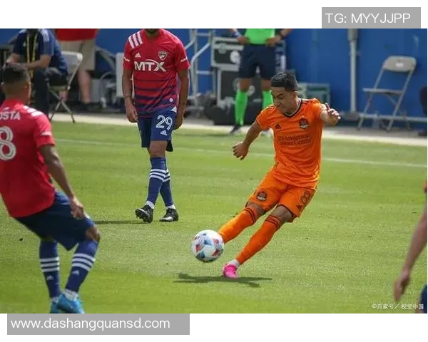 休斯顿迪纳摩迎战肯萨斯竞技双方争夺美职联关键积分 休斯顿迪纳摩迎战肯萨斯竞技双方争夺美职联关键积分