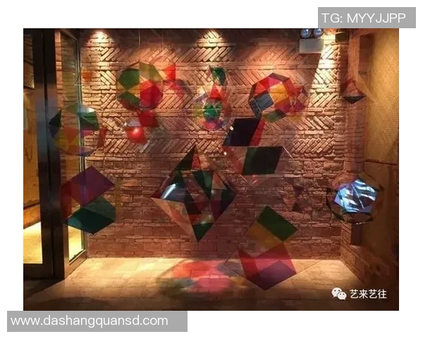 加莱诺的艺术世界探索与创作背后的深层哲学思考 加莱诺的艺术世界探索与创作背后的深层哲学思考