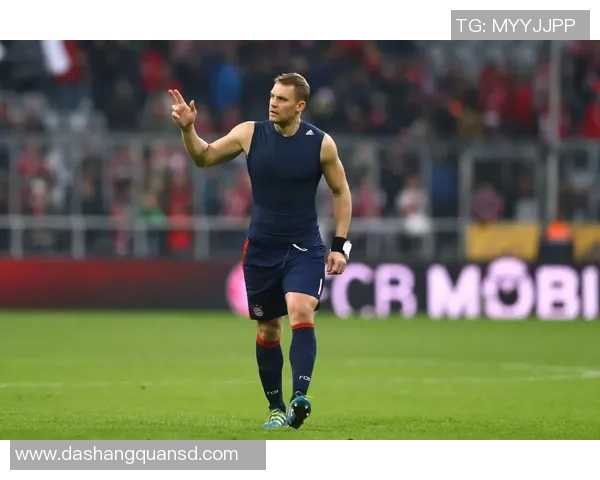 诺伊尔重伤缺席整个赛季拜仁急寻德赫亚顶替守门员位置